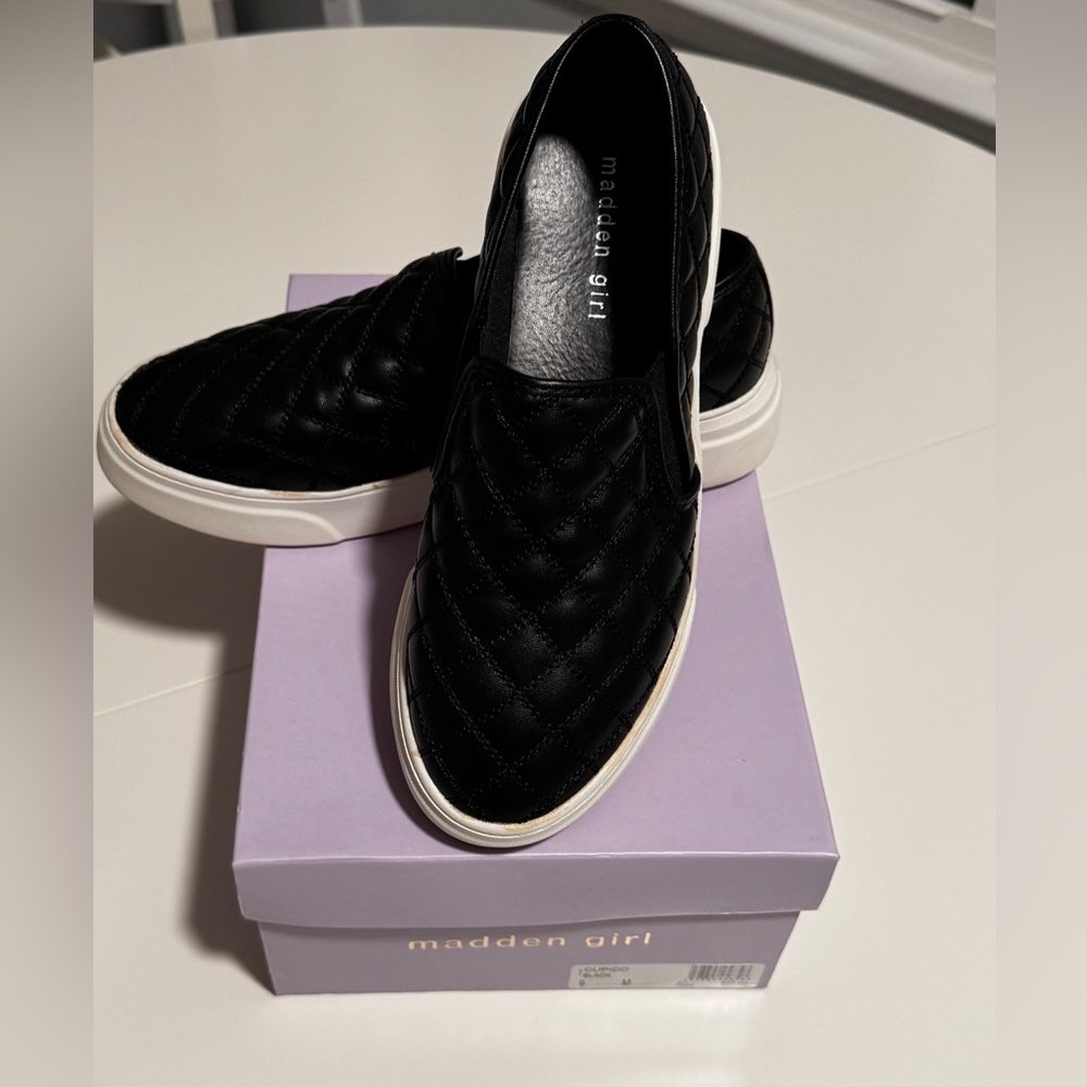 Madden Girl Cupidd size 9
